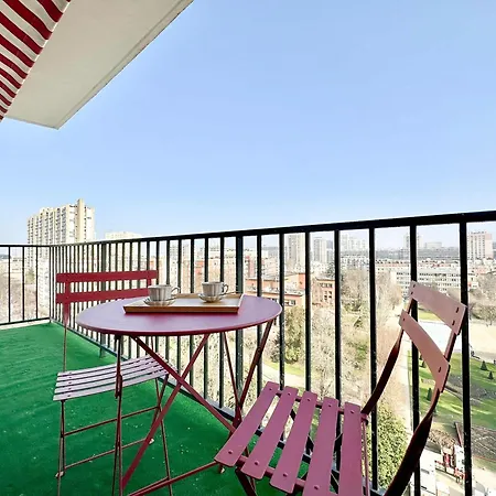 Apartment - Premium With Balcony And Lift For 5 Paris